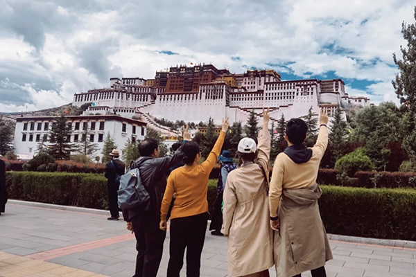 和爸妈去西藏多少天合适？带爸妈在西藏玩多少天比较合适？-第2张图片-小白杨旅行网