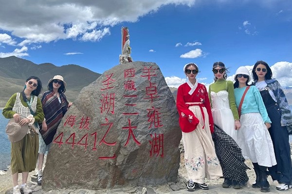 9月份去西藏旅游攻略路线最佳路线是？和朋友去西藏玩的最好的路线是？-第3张图片-小白杨旅行网